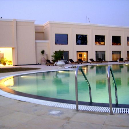 The Lalit Traveller Khajuraho Hotel Kültér fotó