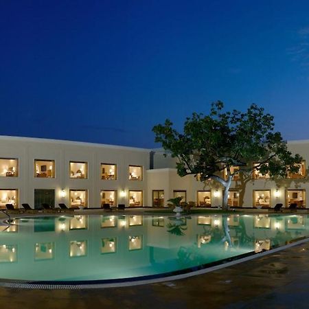 The Lalit Traveller Khajuraho Hotel Kültér fotó