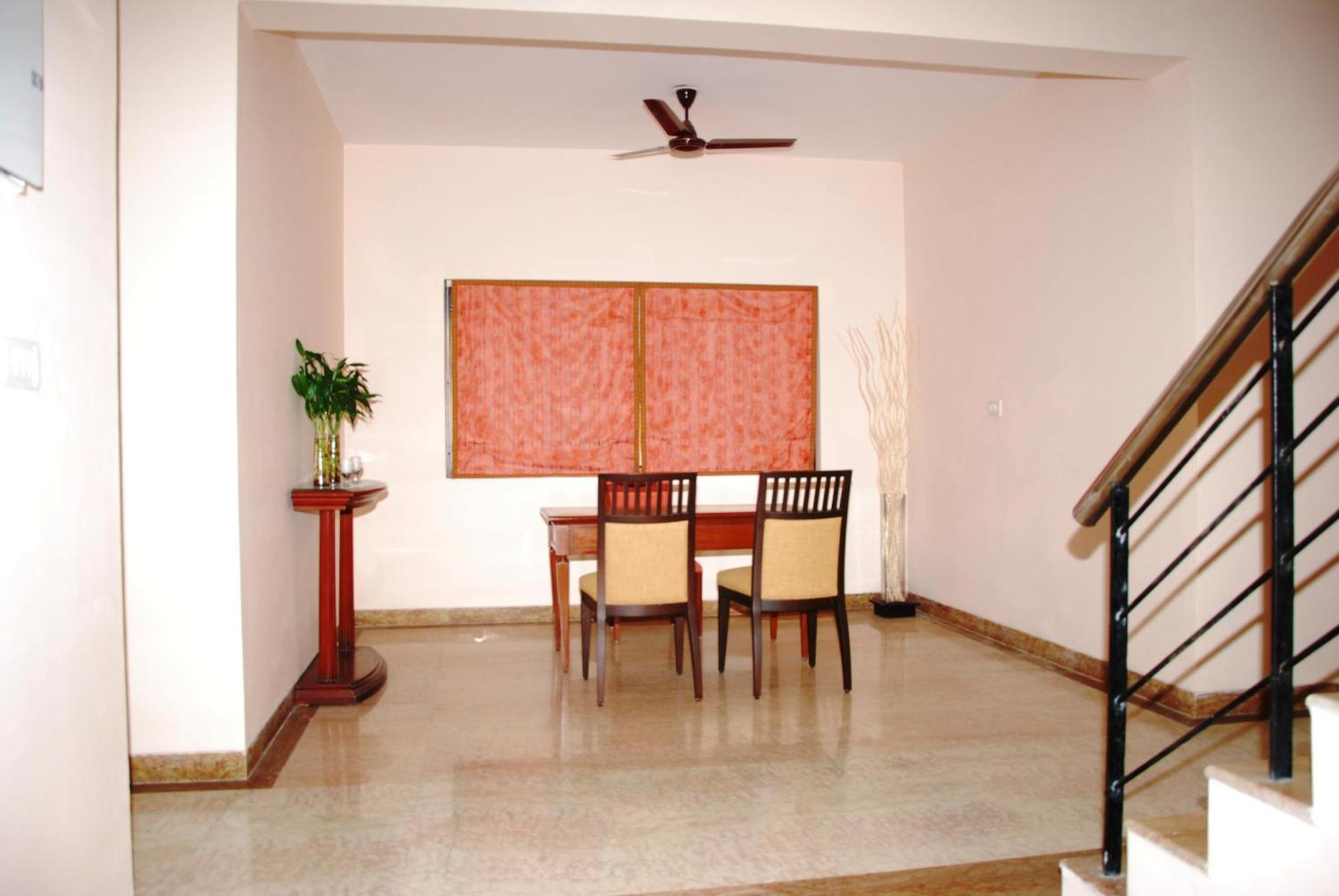 The Lalit Traveller Khajuraho Hotel Kültér fotó